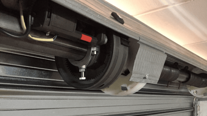 persiana metalica - Instalación, Reparación y Motorización Motor Puertas de Garaje