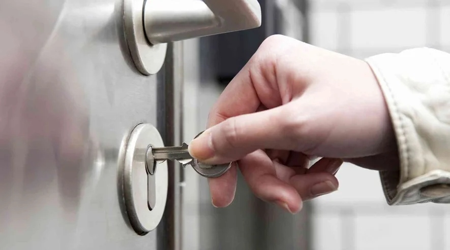 Busca un servicio de cerrajería para apertura de puertas en Hospitalet de Llobregat Busca un servicio de cerrajeria para apertura de puertas en Hospitalet de Llobregat - Busca un servicio de cerrajería para apertura de puertas en Hospitalet de Llobregat