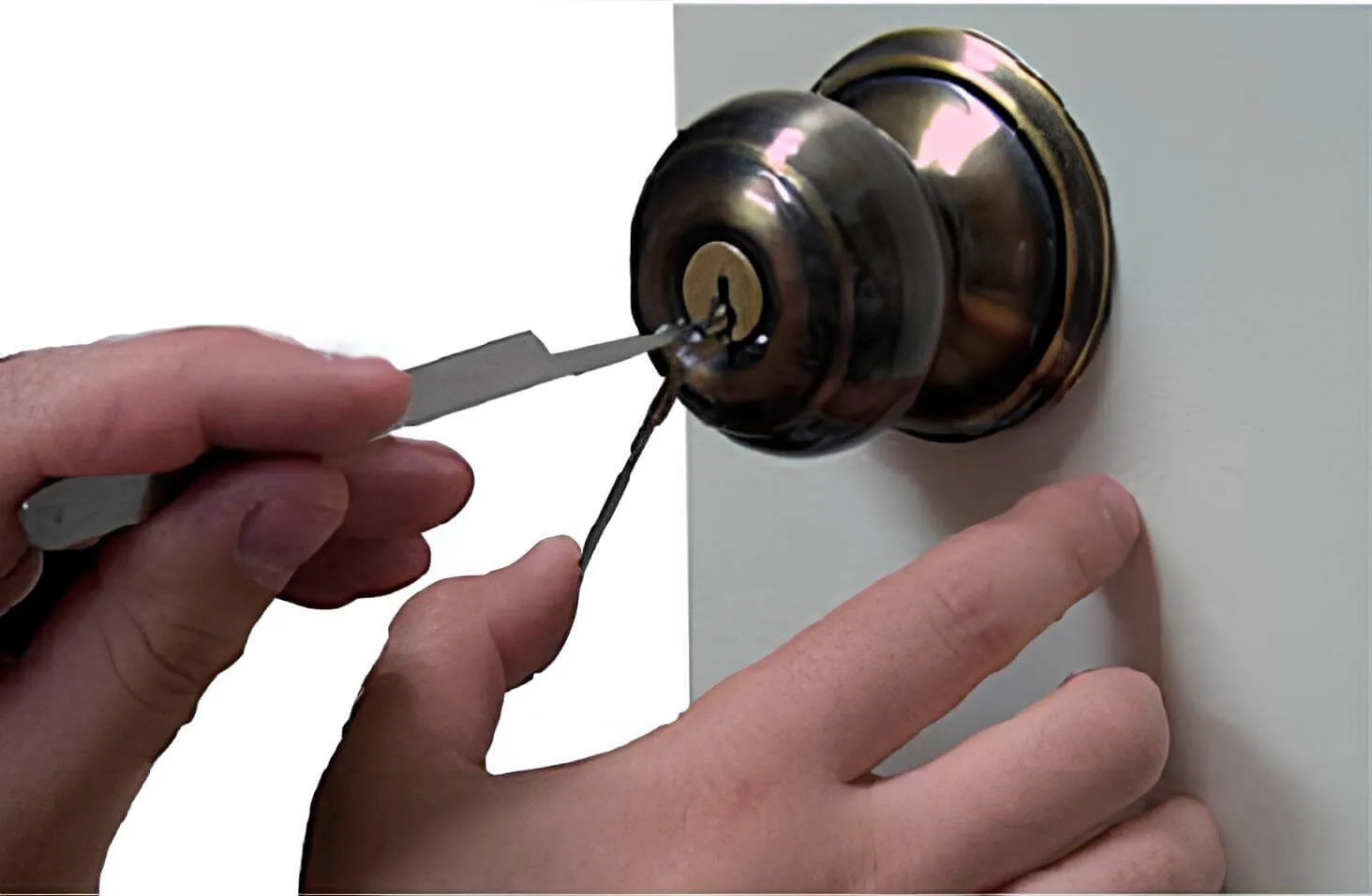 Que opciones de cerrajeros existen para apertura de puertas en Hospitalet de Llobregat - &iquest;Qu&eacute; opciones de cerrajeros existen para apertura de puertas en Hospitalet de Llobregat?