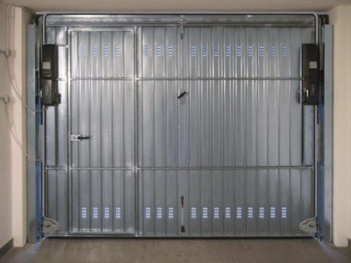 puerta BASCULANTE 7 2020 - Mantenimiento y reparación puertas de garaje