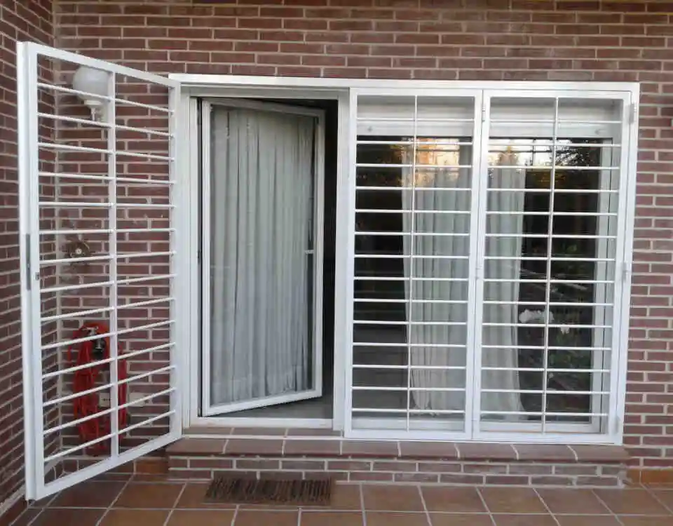 rejas para ventans hospitalet 960x750 - Rejas para Ventanas y Puertas Hospitalet
