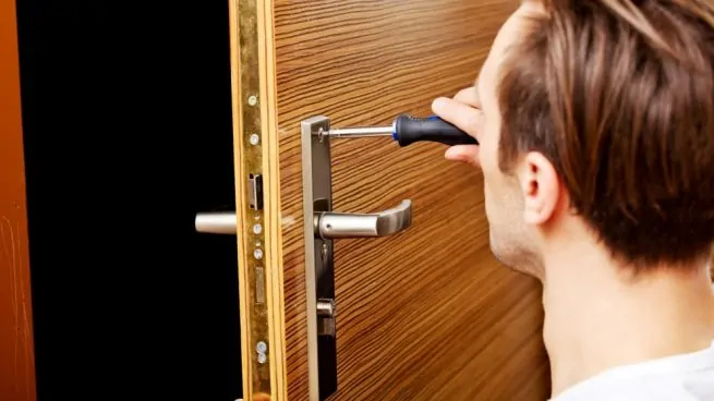 Que cerrajeros en Hospitalet de Llobregat ofrecen apertura de puertas emergencia - &iquest;Qu&eacute; cerrajeros en Hospitalet de Llobregat ofrecen apertura de puertas de emergencia?